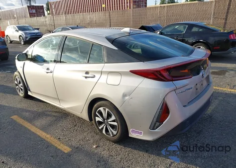 2019 Toyota Prius Prime Plus из США, поврежденный, VIN JTDKARFP1K3111043